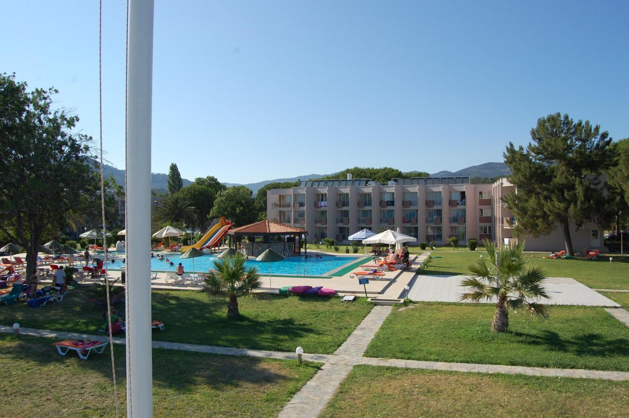 Ra Resort Otel Küçükkuyu Exterior photo