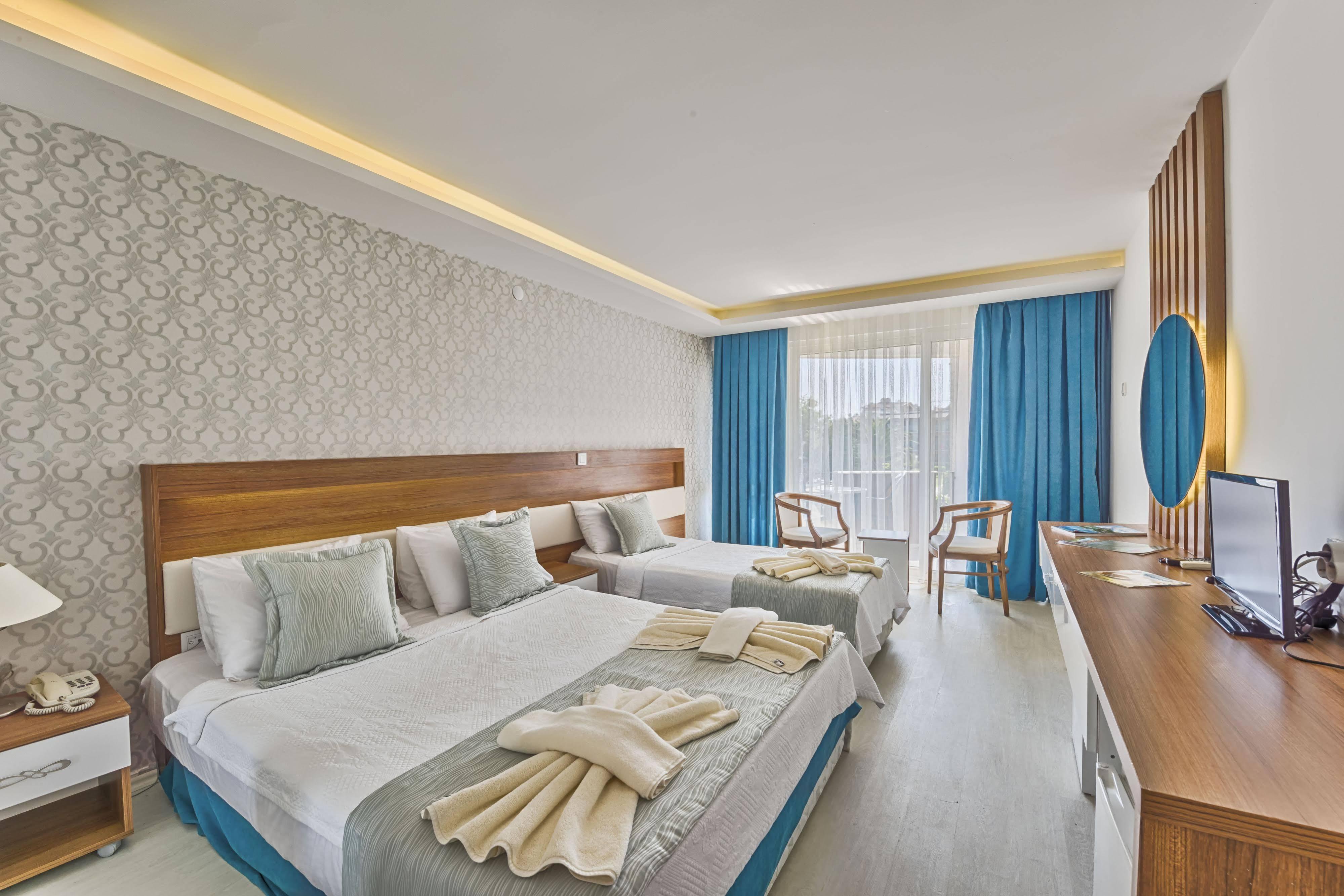 Ra Resort Otel Küçükkuyu Exterior photo